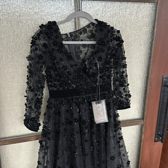 Mac Duggal 67502D Floral Appliques V-Neck Dress size 6 NEW $798 - Picture 7 of 11